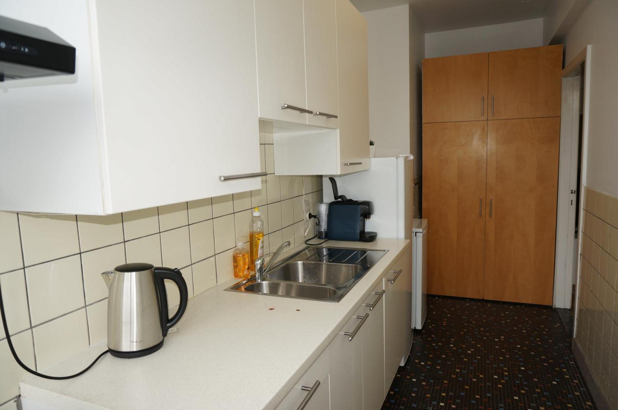 Belga Apartment 3 Bedrooms. Антверпен Экстерьер фото