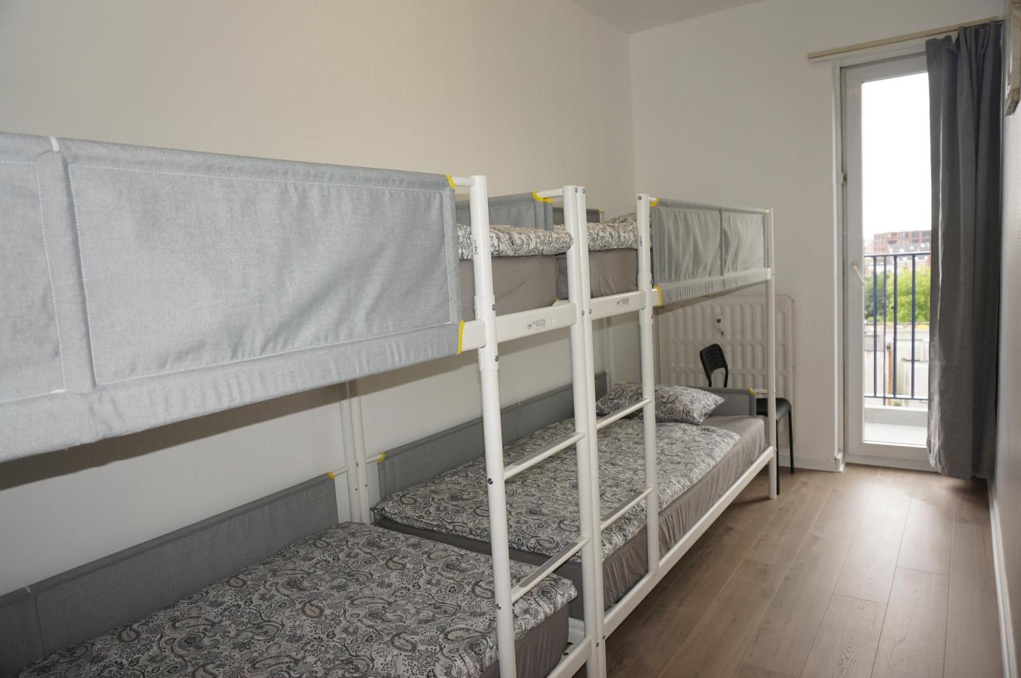 Belga Apartment 3 Bedrooms. Антверпен Экстерьер фото