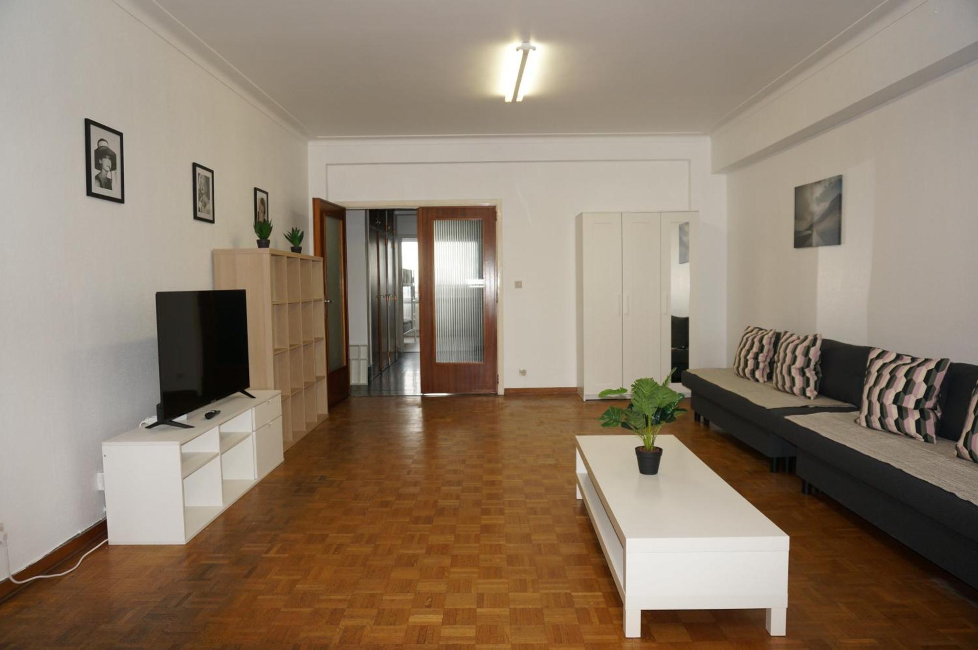 Belga Apartment 3 Bedrooms. Антверпен Экстерьер фото