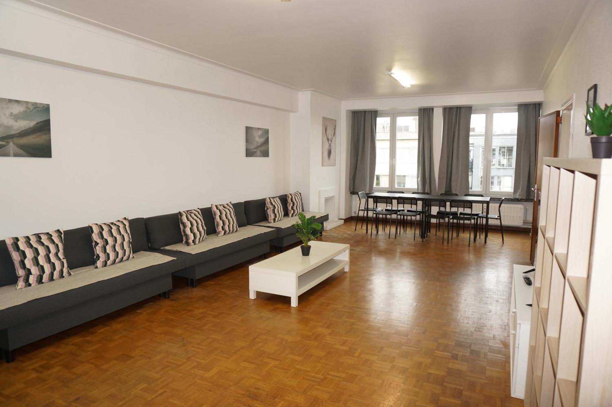 Belga Apartment 3 Bedrooms. Антверпен Экстерьер фото