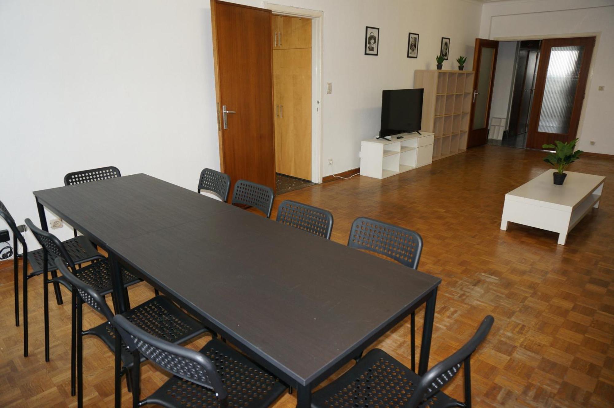 Belga Apartment 3 Bedrooms. Антверпен Экстерьер фото